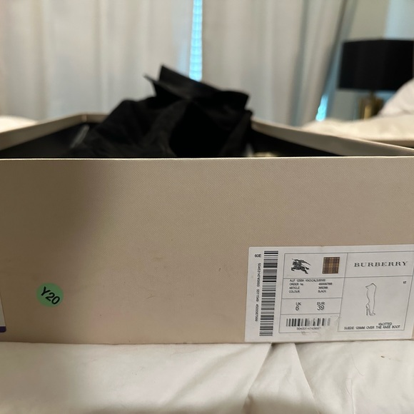 BURBERRY thigh high suede black boots - Picture 2 of 12